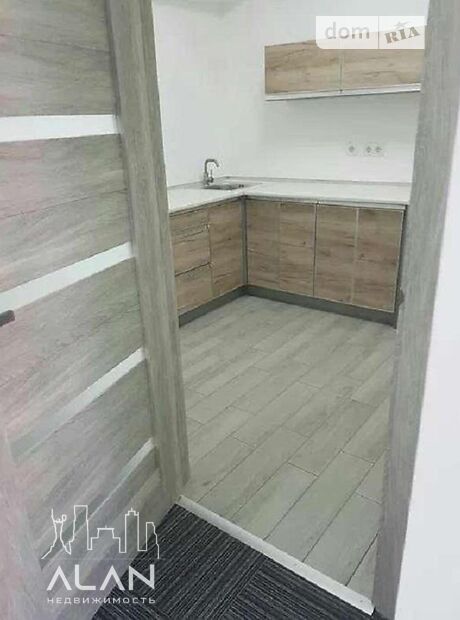 Офисное помещение на 240 кв.м. в бизнес-центре в Киеве фото 1 Офисное помещение на 240 кв.м. в бизнес-центре в Киеве фото 1