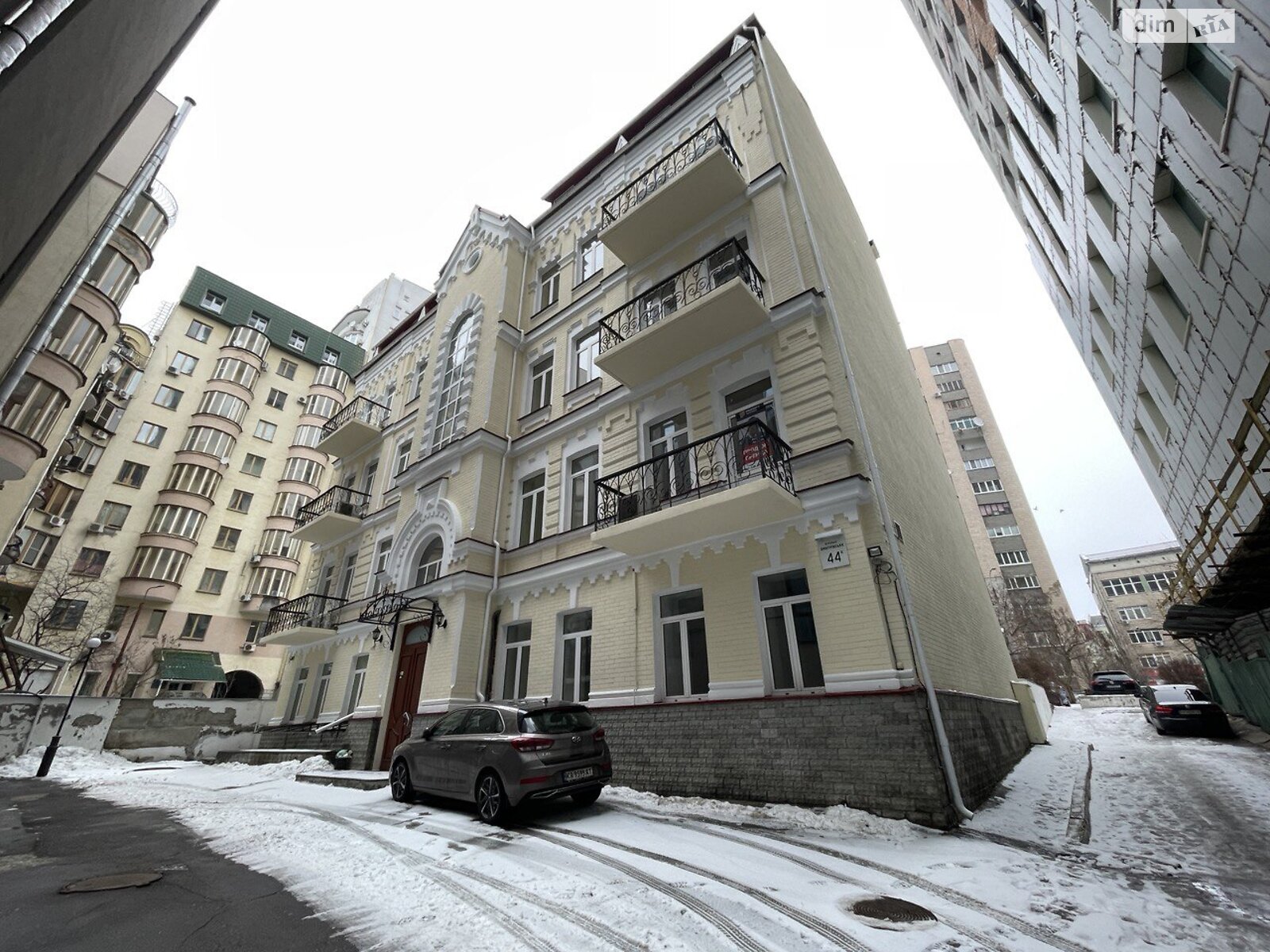 Офісне приміщення на 1068.7 кв.м. в Києві фото 1 Офісне приміщення на 1068.7 кв.м. в Києві фото 1