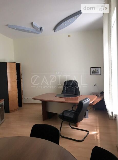 Офисное помещение на 114 кв.м. в нежилом помещении в жилом доме в Киеве фото 1
