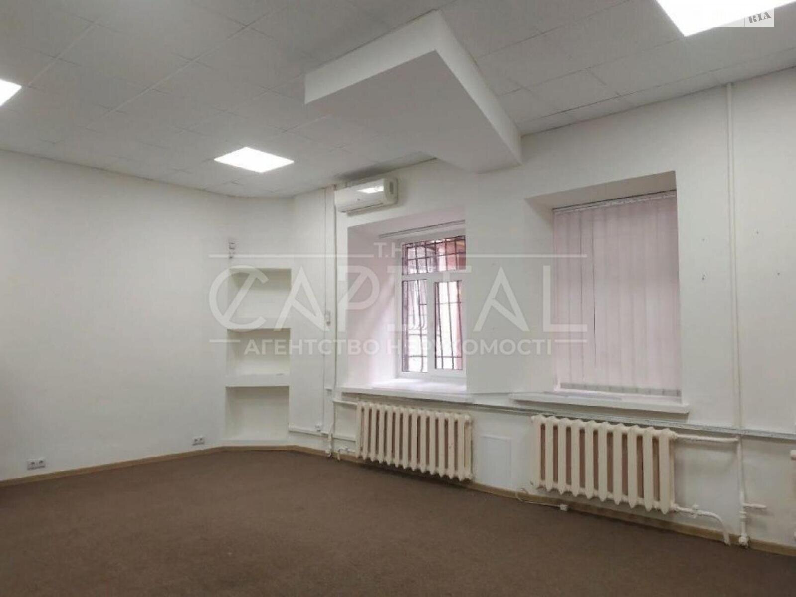 Офисное помещение на 238 кв.м. в Киеве фото 1