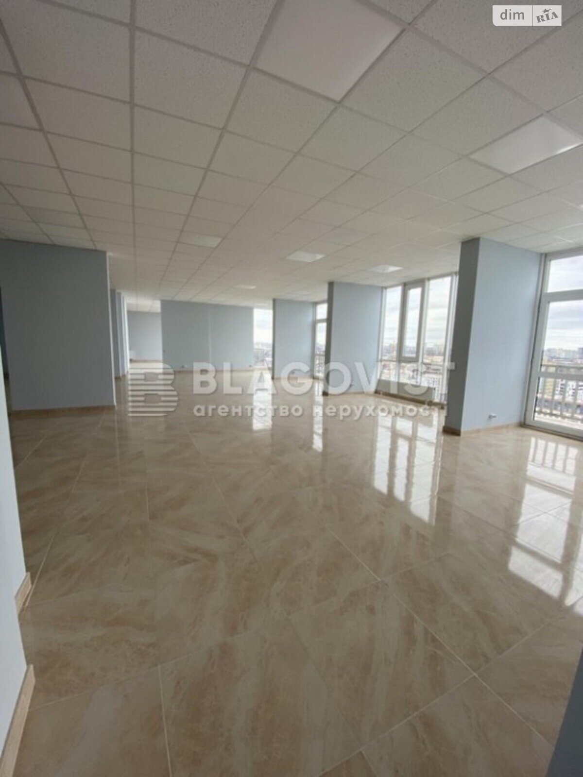 Офисное помещение на 560 кв.м. в Киеве фото 1