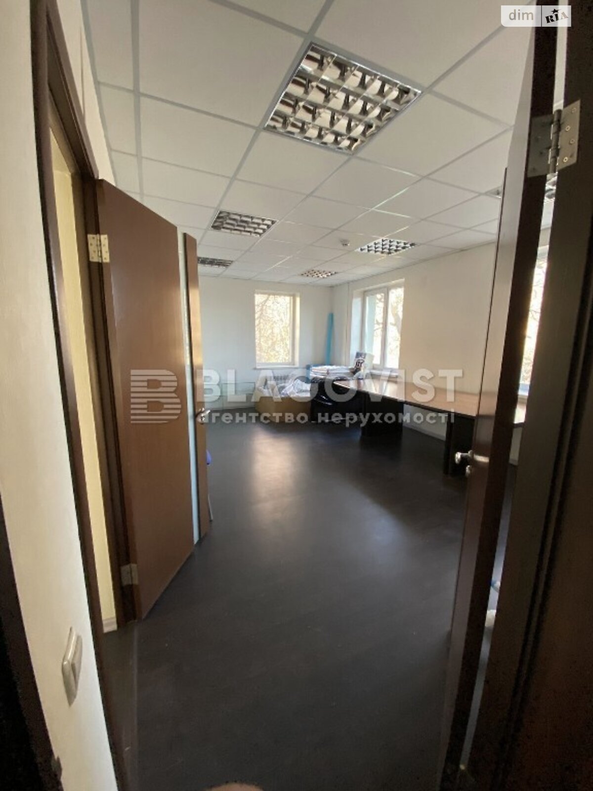 Офисное помещение на 472 кв.м. в Киеве фото 1