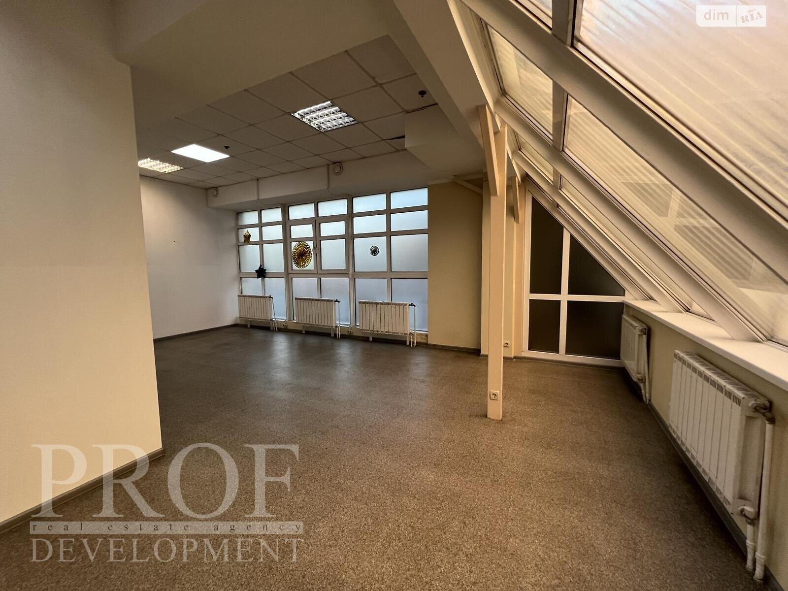 Офисное помещение на 833 кв.м. в Киеве фото 1