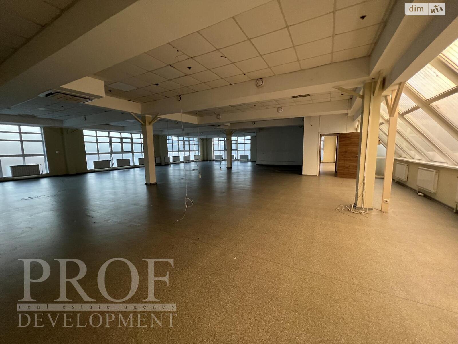 Офисное помещение на 833 кв.м. в Киеве фото 1