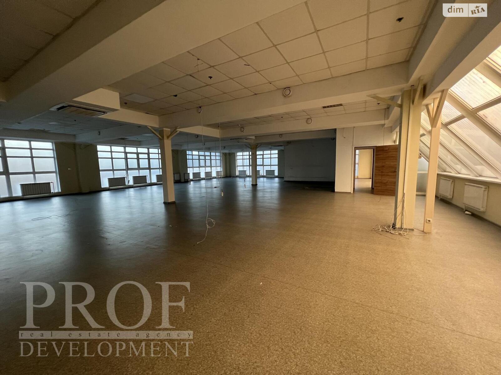 Офисное помещение на 833 кв.м. в Киеве фото 1
