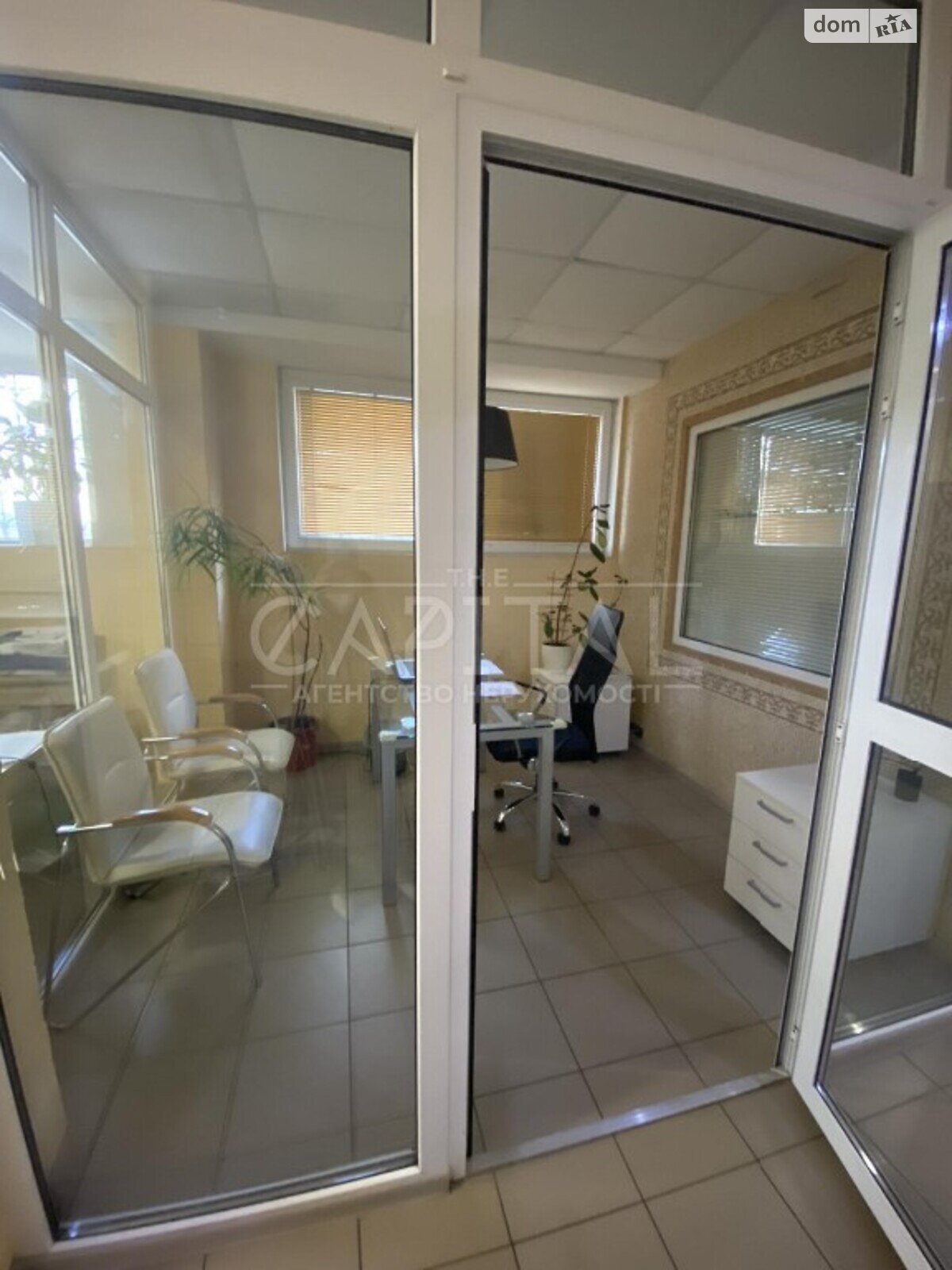 Офісне приміщення на 230 кв.м. в Києві фото 1 Офісне приміщення на 230 кв.м. в Києві фото 1