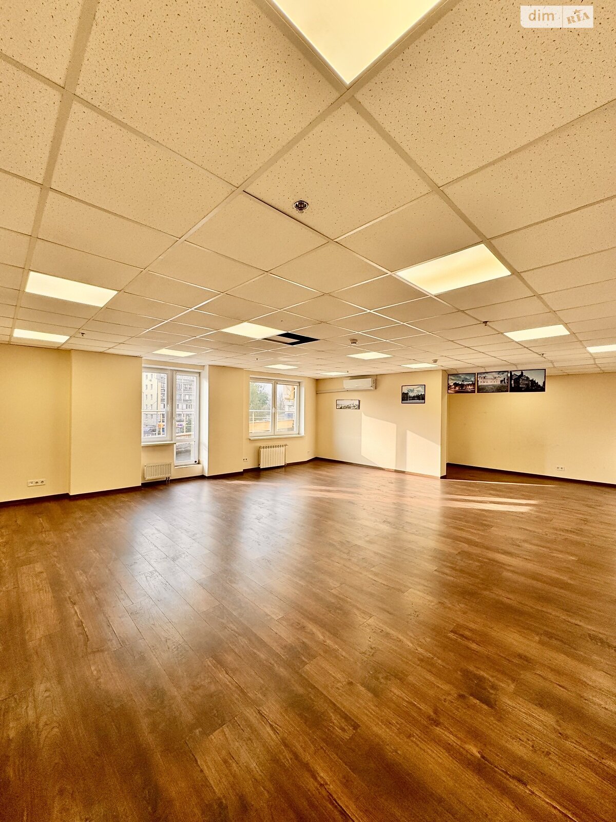 Офисное помещение на 378 кв.м. в Киеве фото 1 Офисное помещение на 378 кв.м. в Киеве фото 1