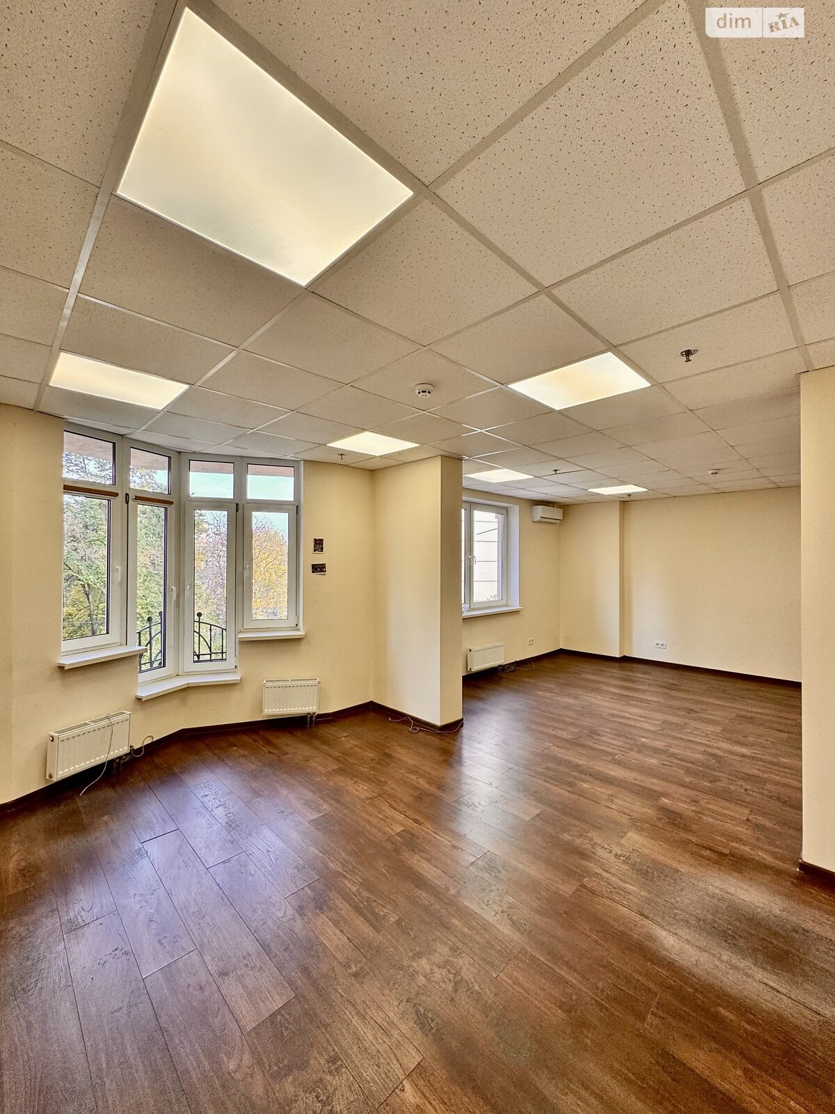 Офисное помещение на 378 кв.м. в Киеве фото 1 Офисное помещение на 378 кв.м. в Киеве фото 1