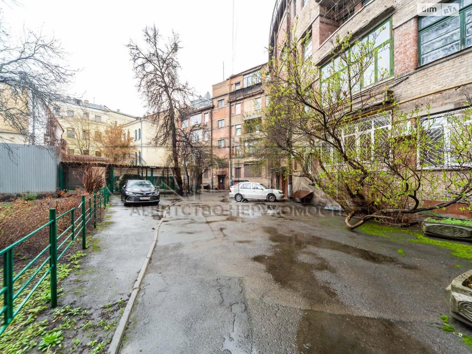 Офисное помещение на 104.8 кв.м. в Киеве фото 1 Офисное помещение на 104.8 кв.м. в Киеве фото 1