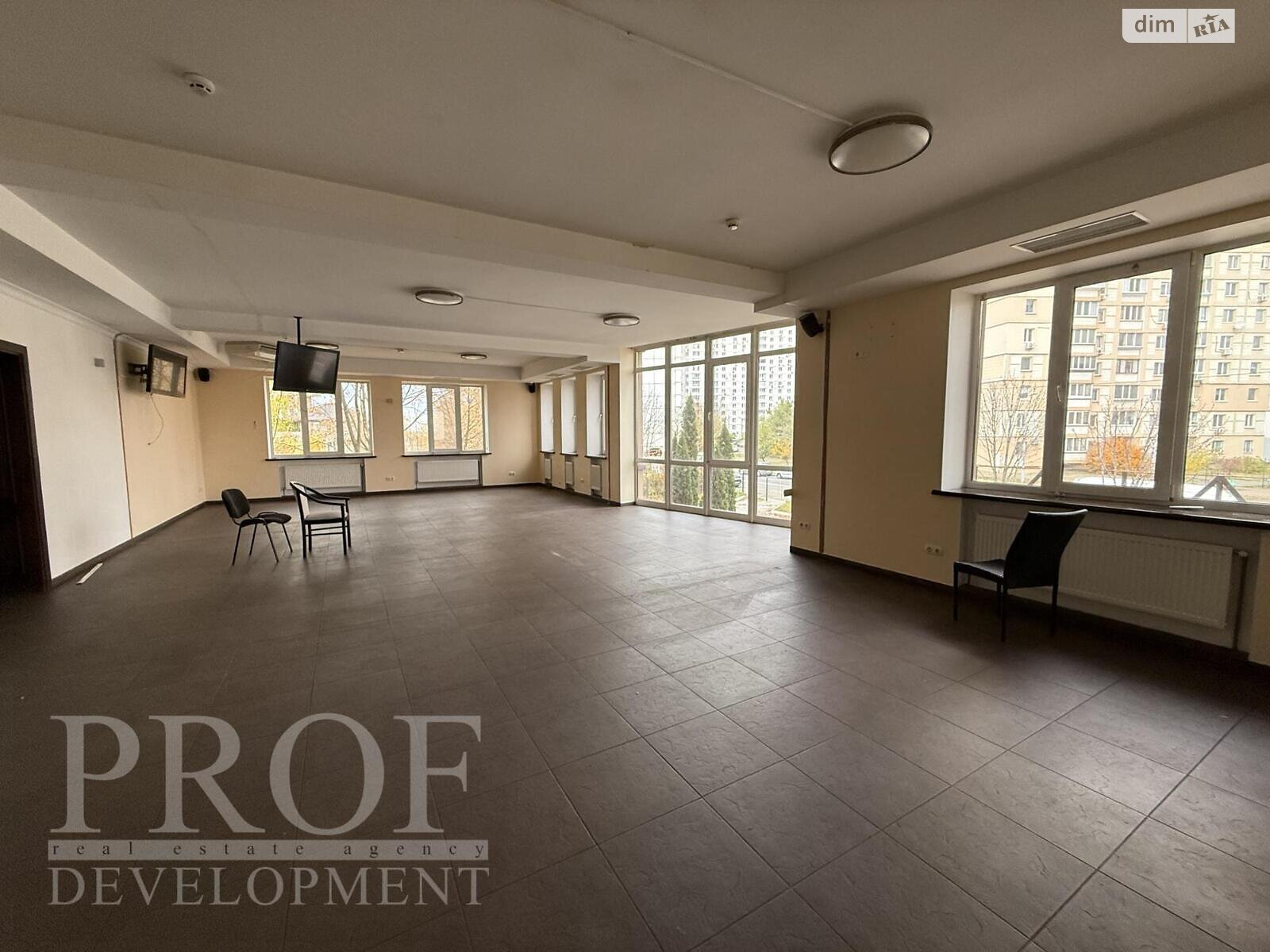 Офисное помещение на 1500 кв.м. в Киеве фото 1