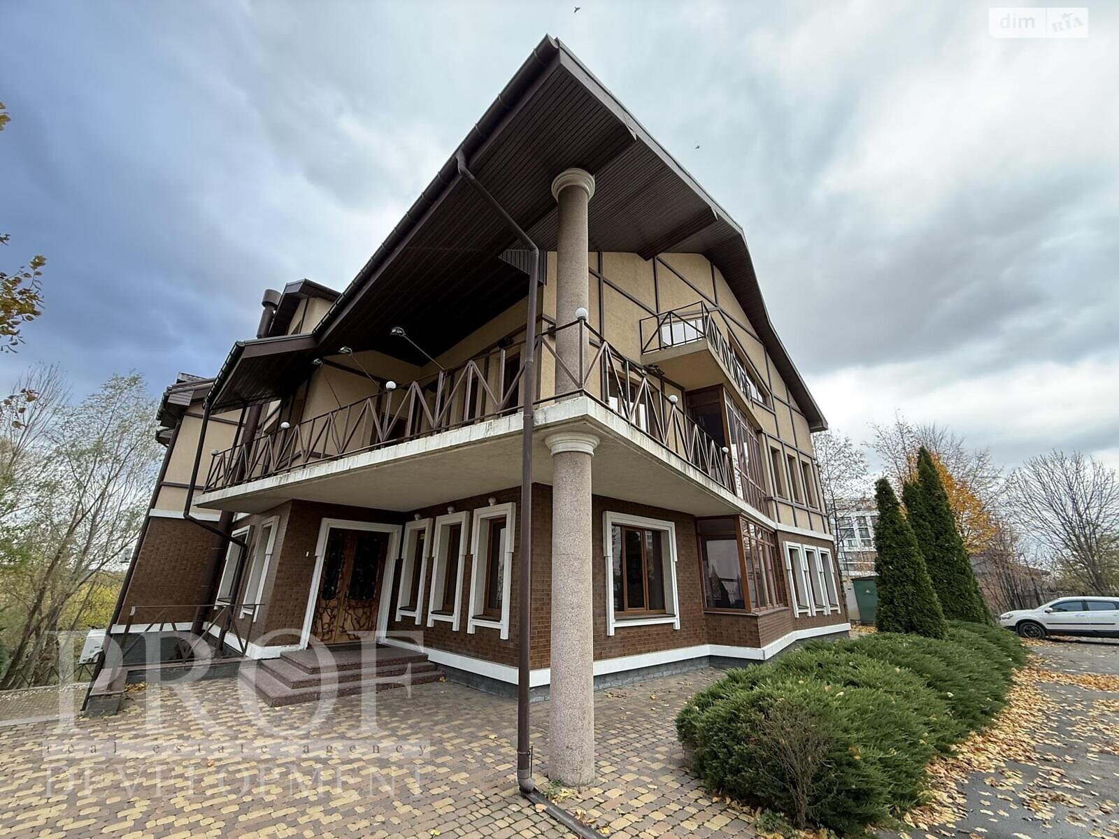 Офисное помещение на 1500 кв.м. в Киеве фото 1