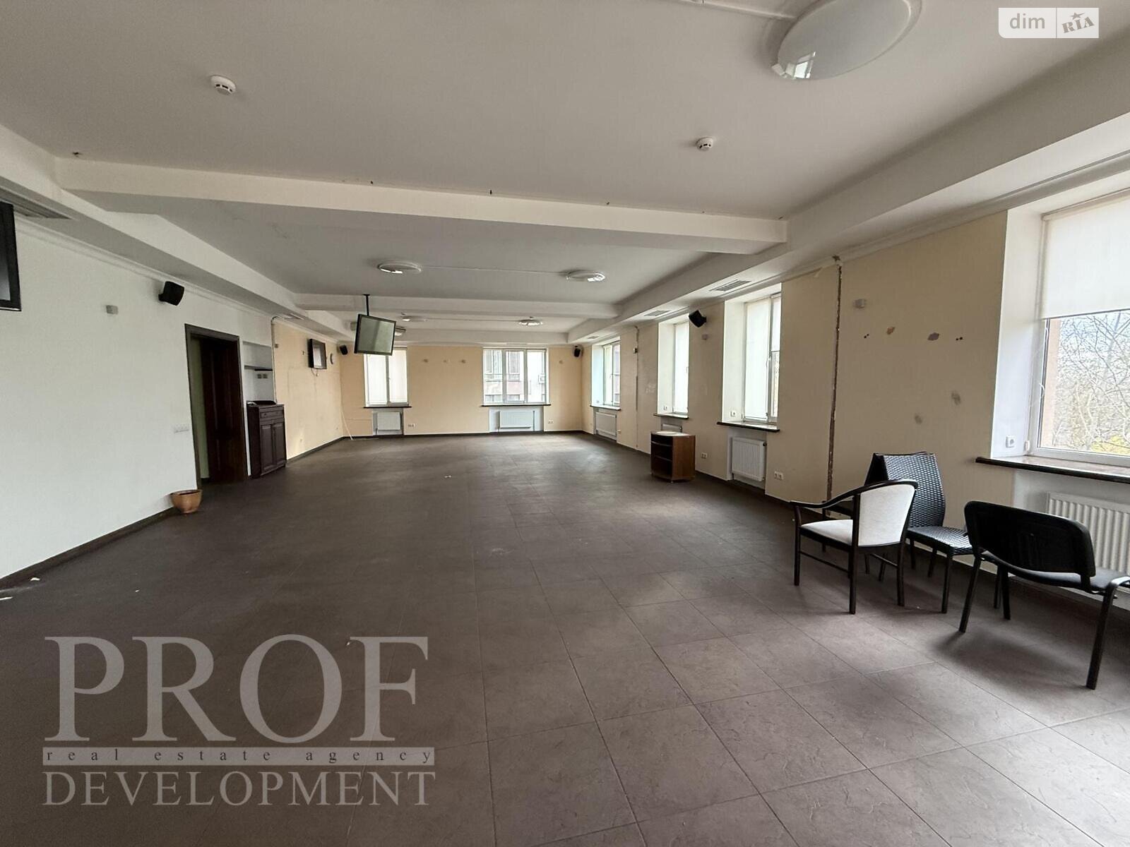 Офисное помещение на 1500 кв.м. в Киеве фото 1