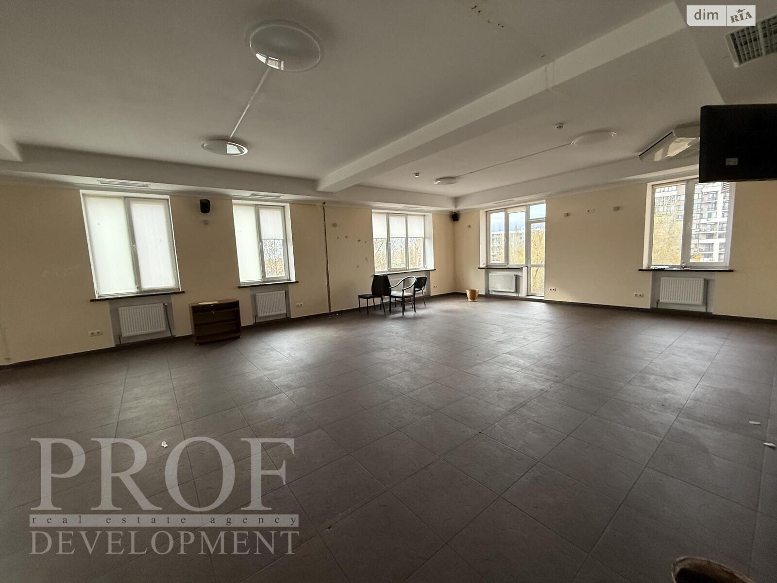 Офисное помещение на 1500 кв.м. в Киеве фото 1