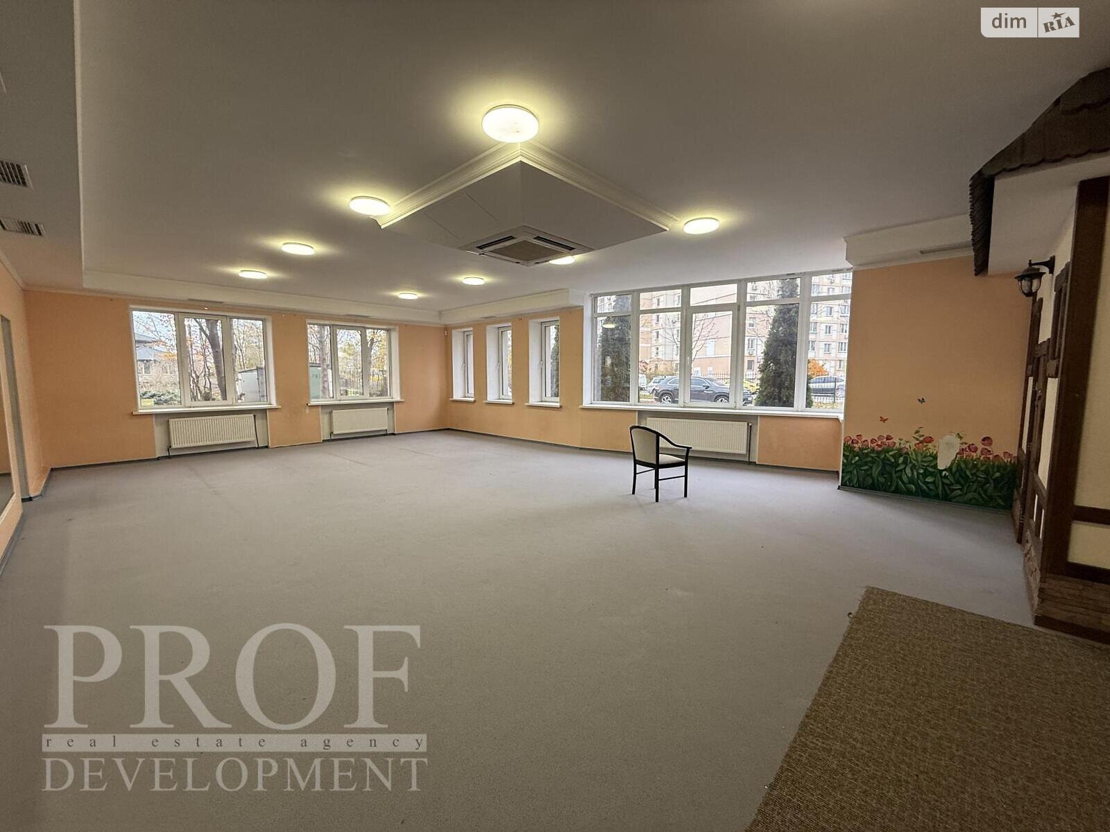 Офисное помещение на 1500 кв.м. в Киеве фото 1