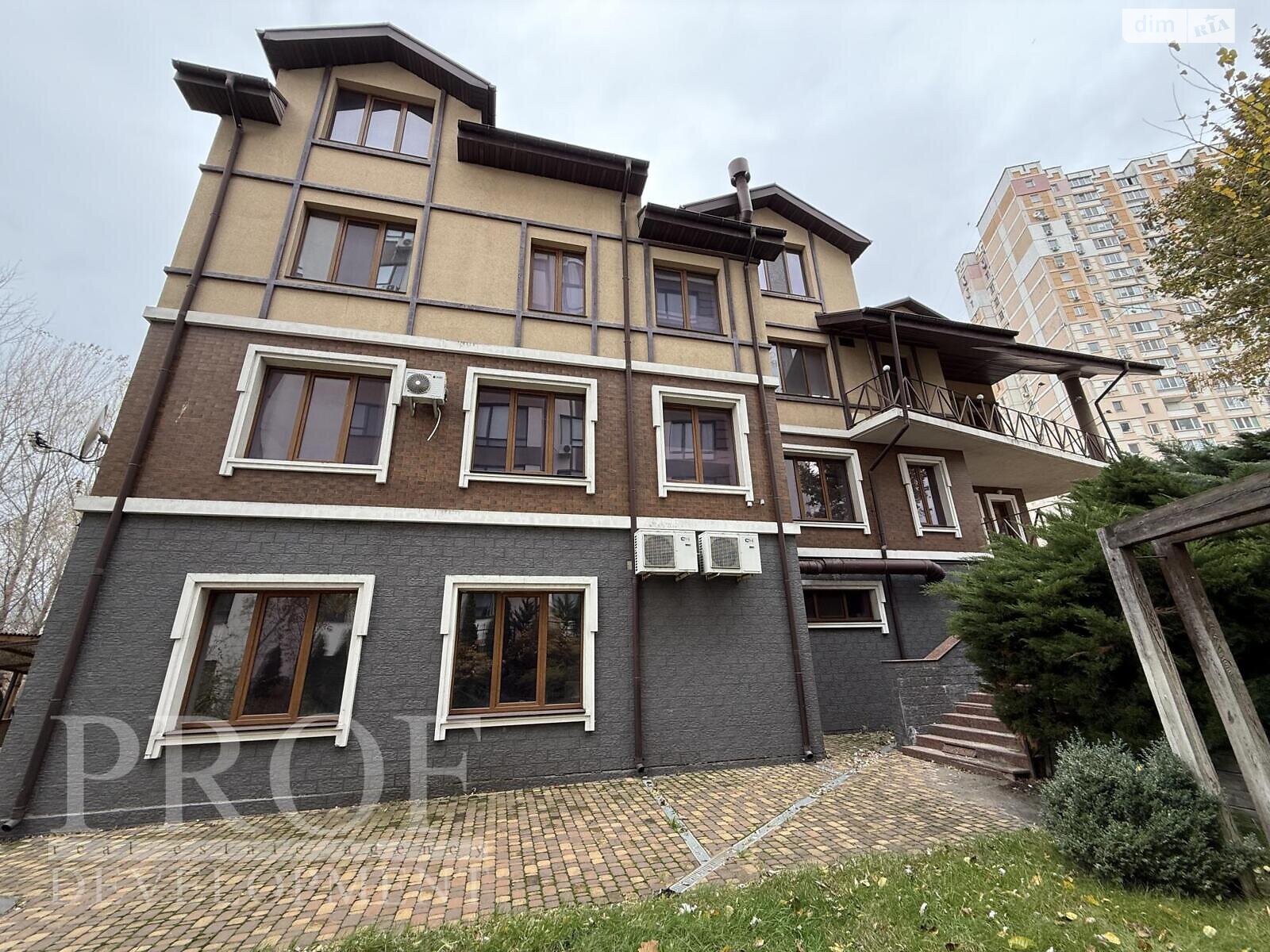 Офисное помещение на 1500 кв.м. в Киеве фото 1