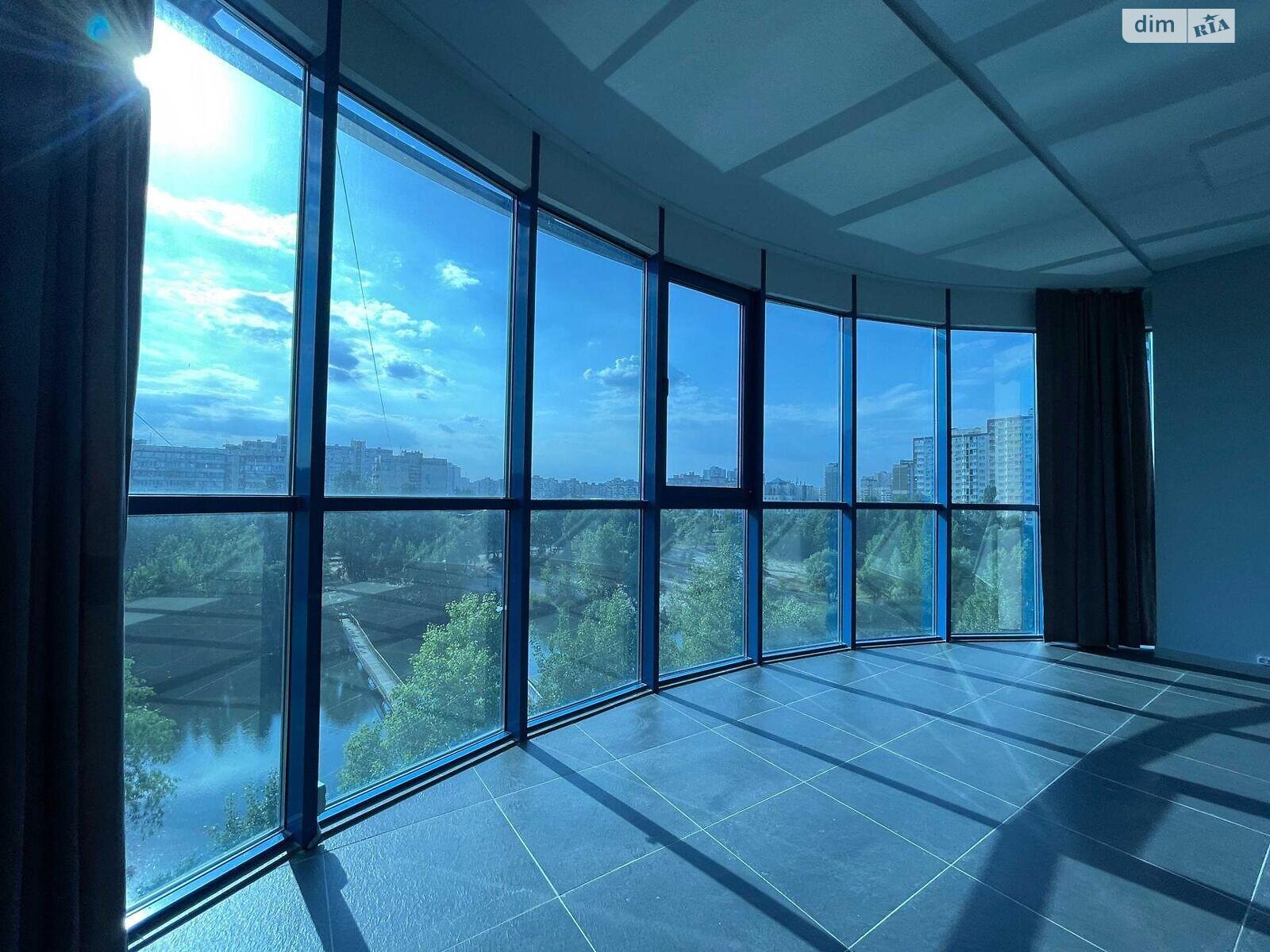 Офисное помещение на 5600 кв.м. в Киеве фото 1 Офисное помещение на 5600 кв.м. в Киеве фото 1