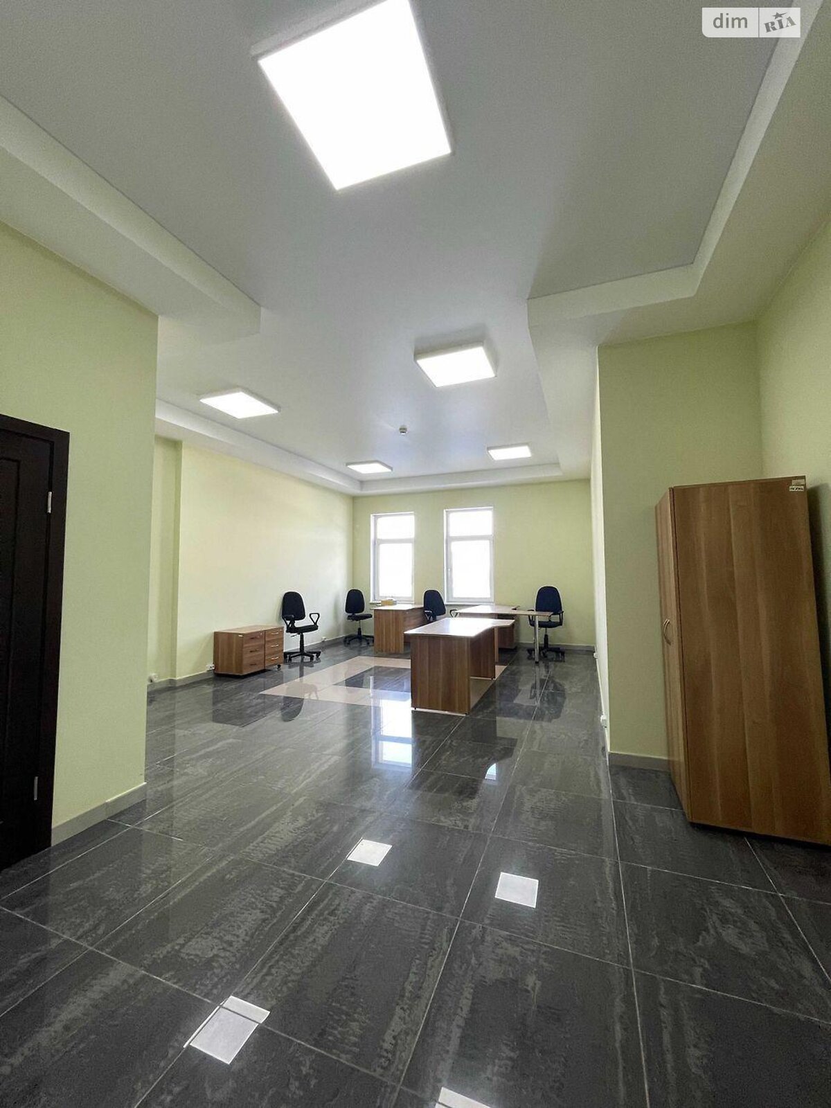 Офисное помещение на 5600 кв.м. в Киеве фото 1 Офисное помещение на 5600 кв.м. в Киеве фото 1