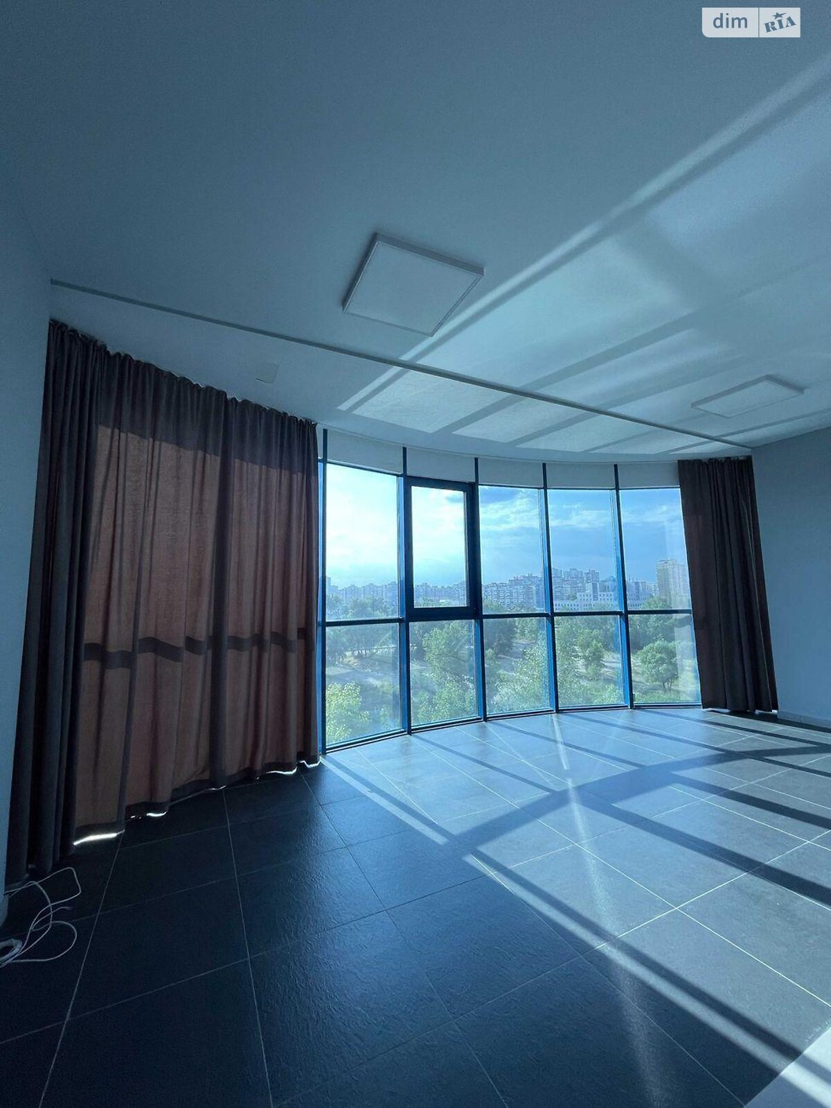 Офисное помещение на 5600 кв.м. в Киеве фото 1 Офисное помещение на 5600 кв.м. в Киеве фото 1