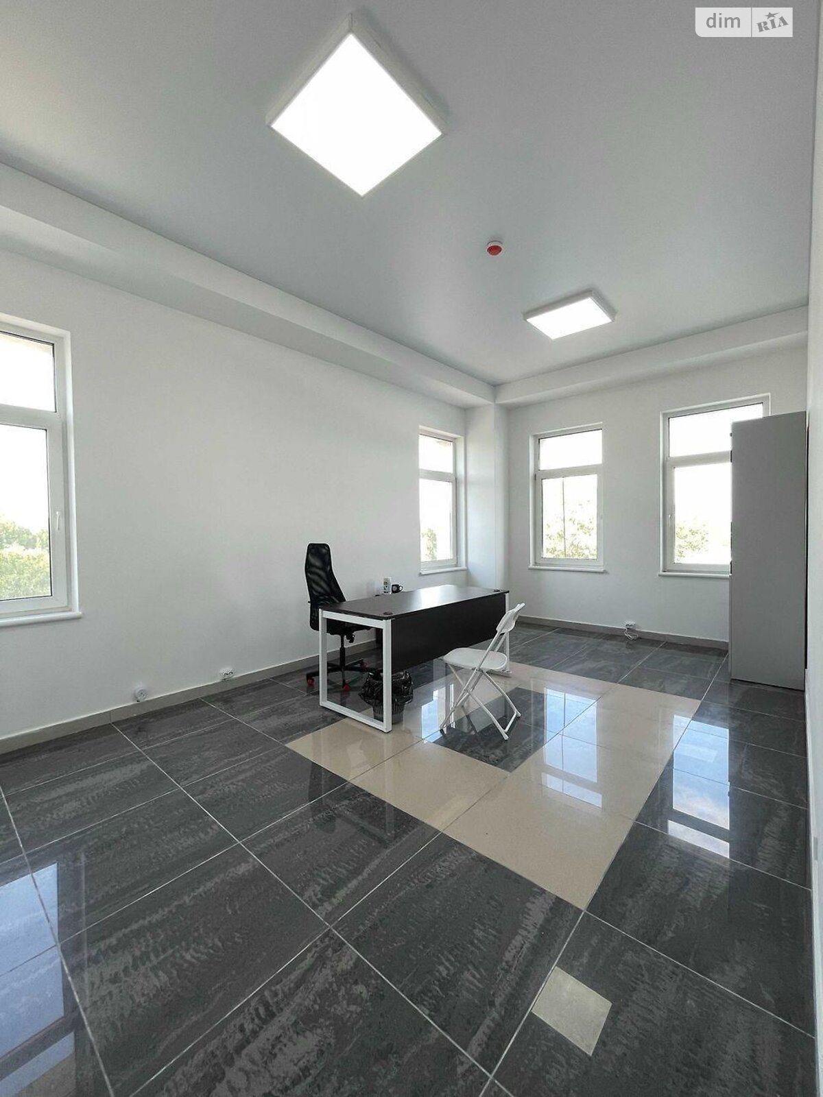 Офисное помещение на 5600 кв.м. в Киеве фото 1 Офисное помещение на 5600 кв.м. в Киеве фото 1