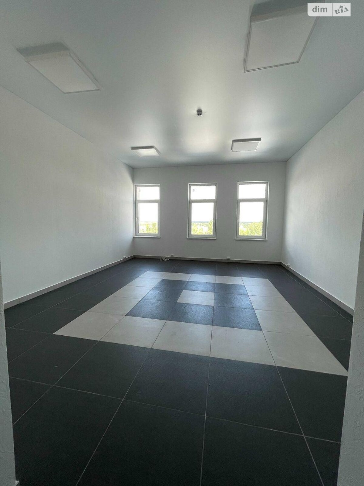 Офисное помещение на 5600 кв.м. в Киеве фото 1 Офисное помещение на 5600 кв.м. в Киеве фото 1