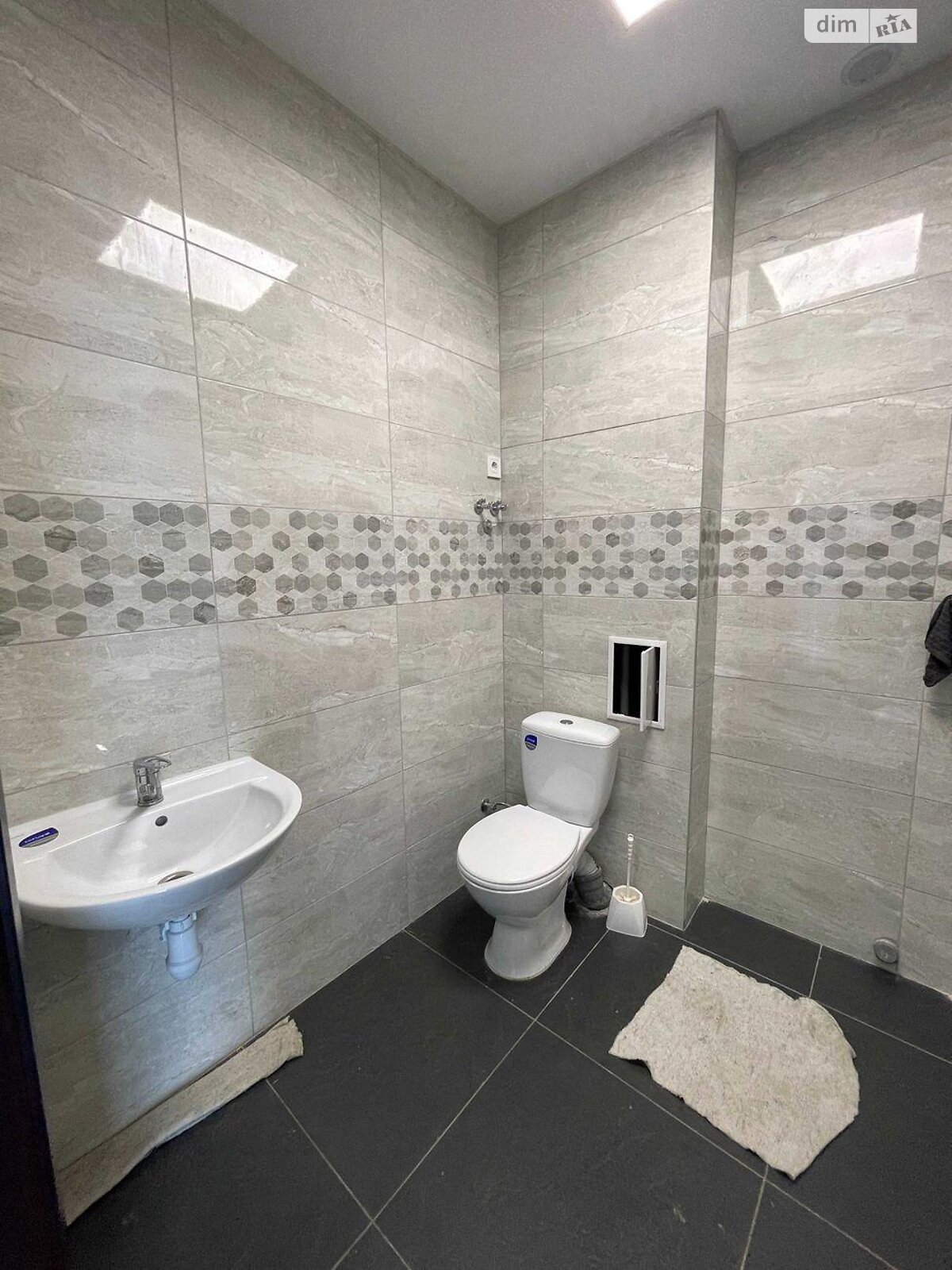 Офисное помещение на 5600 кв.м. в Киеве фото 1 Офисное помещение на 5600 кв.м. в Киеве фото 1