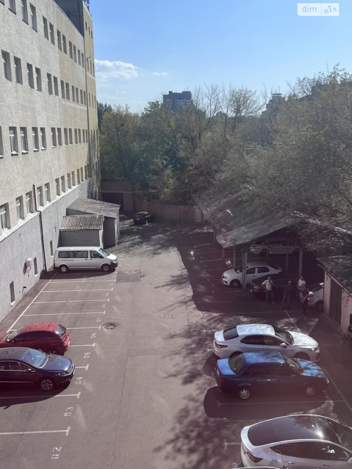 Офисное помещение на 5200 кв.м. в Киеве фото 1 Офисное помещение на 5200 кв.м. в Киеве фото 1