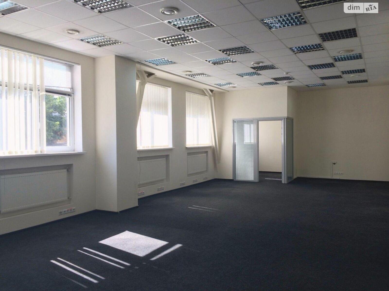 Офисное помещение на 5200 кв.м. в Киеве фото 1 Офисное помещение на 5200 кв.м. в Киеве фото 1