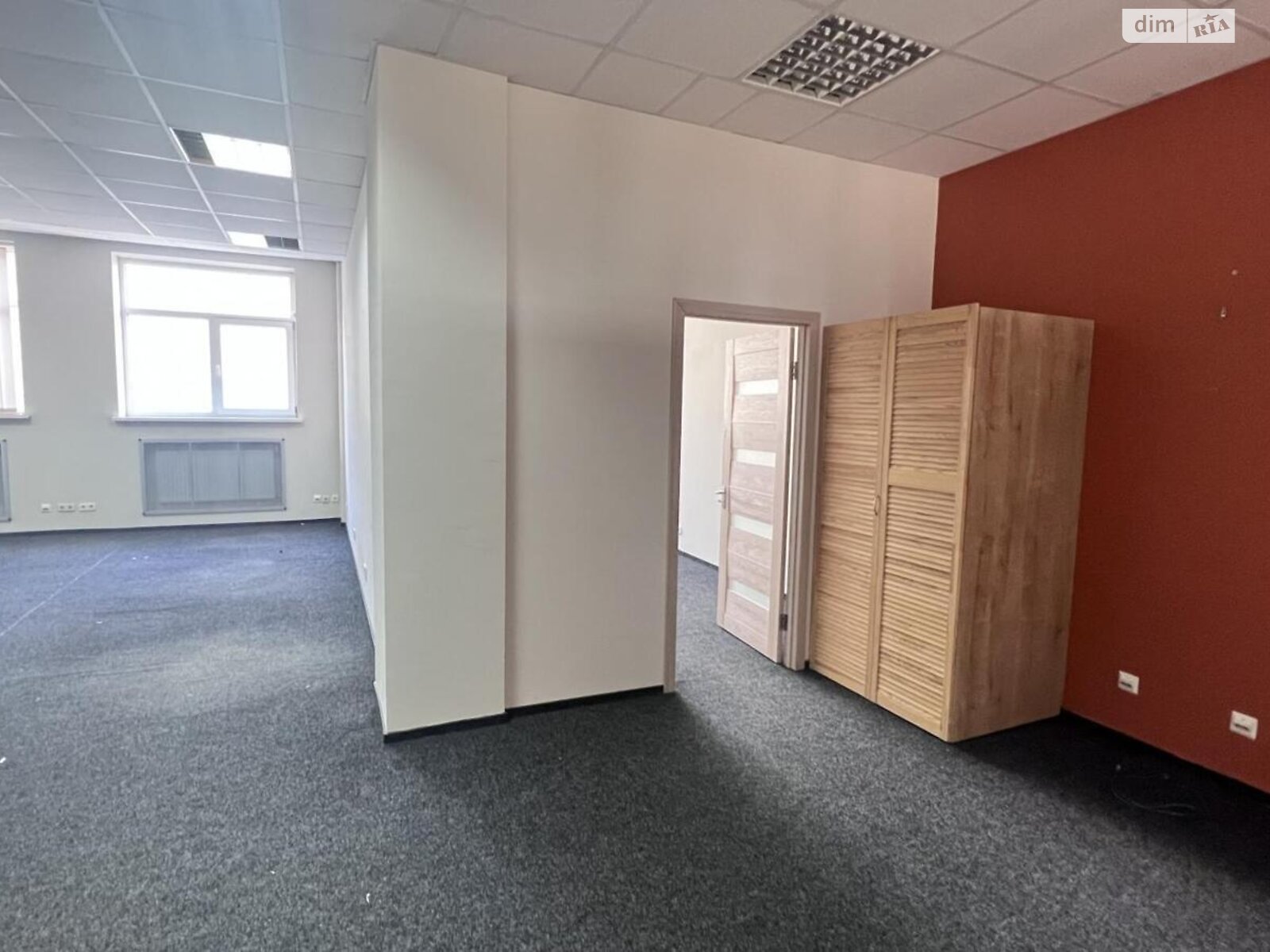 Офисное помещение на 5200 кв.м. в Киеве фото 1 Офисное помещение на 5200 кв.м. в Киеве фото 1
