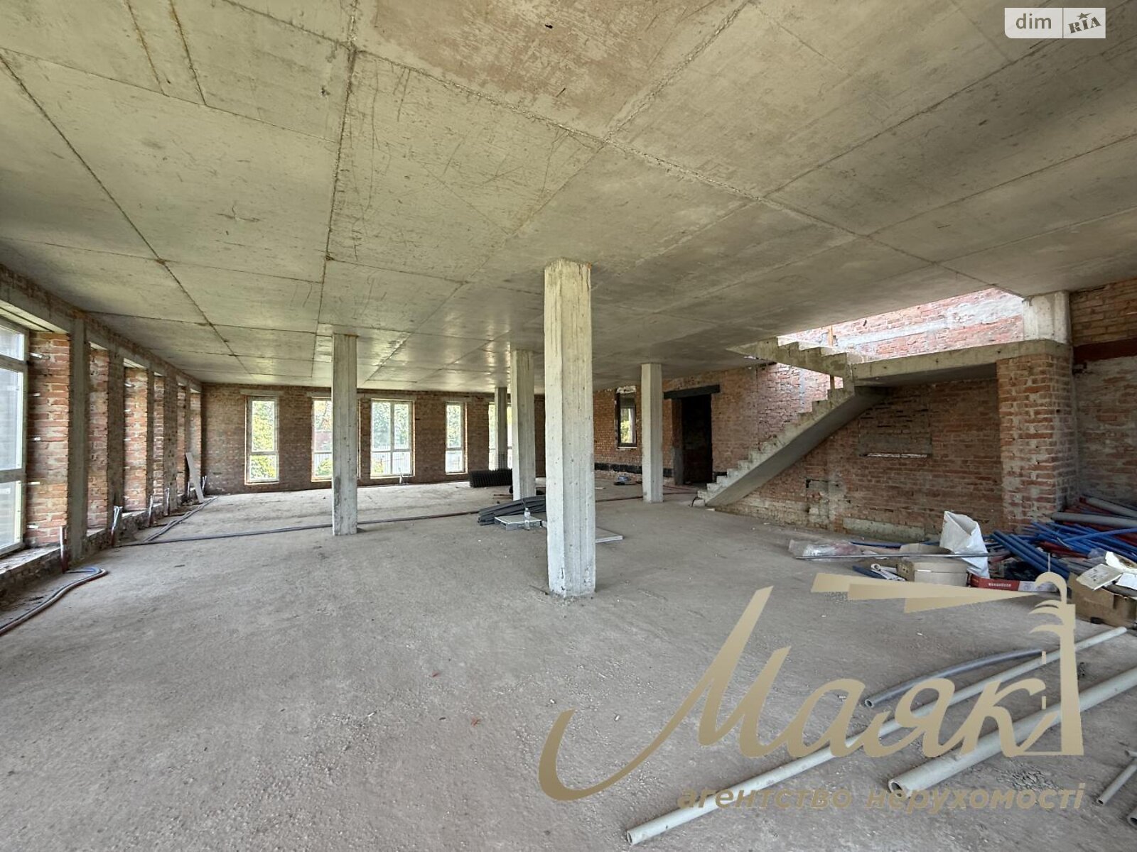 Офісне приміщення на 2205.1 кв.м. в Києві фото 1 Офісне приміщення на 2205.1 кв.м. в Києві фото 1