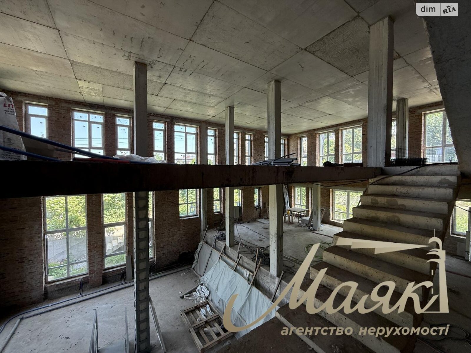 Офісне приміщення на 2205.1 кв.м. в Києві фото 1 Офісне приміщення на 2205.1 кв.м. в Києві фото 1