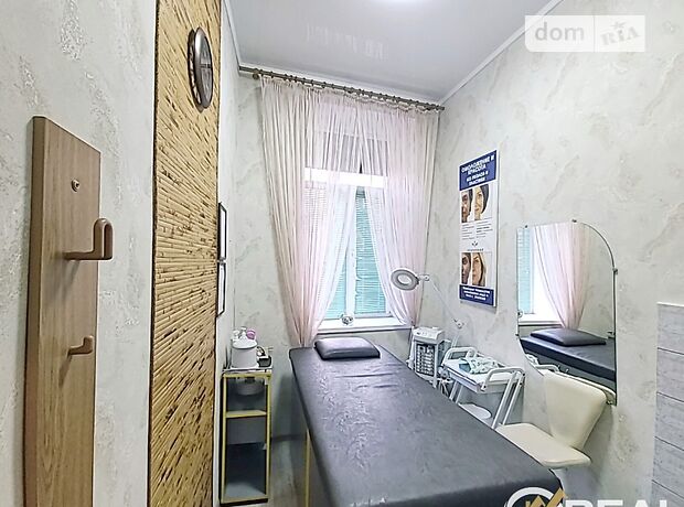 Офисное помещение на 59 кв.м. в нежилом помещении в жилом доме в Луцке фото 1 Офисное помещение на 59 кв.м. в нежилом помещении в жилом доме в Луцке фото 1