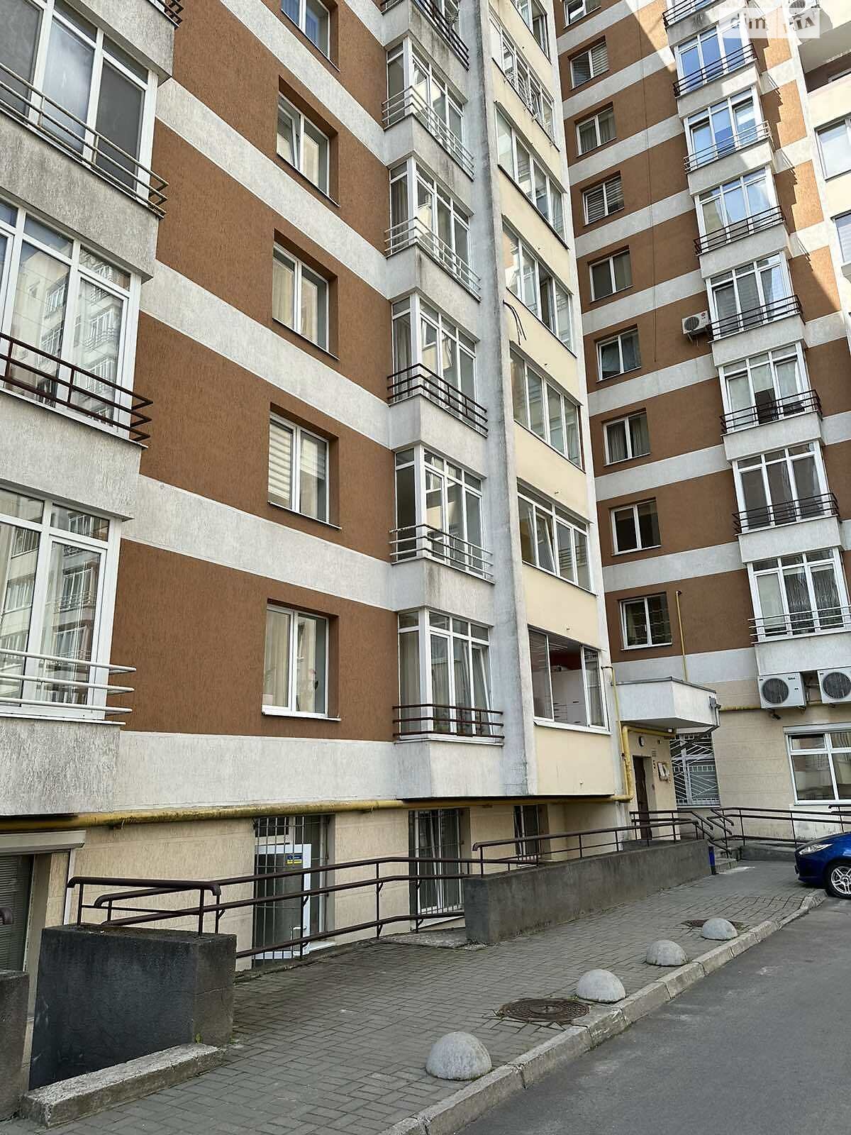 Офисное помещение на 43 кв.м. в Львове фото 1 Офисное помещение на 43 кв.м. в Львове фото 1