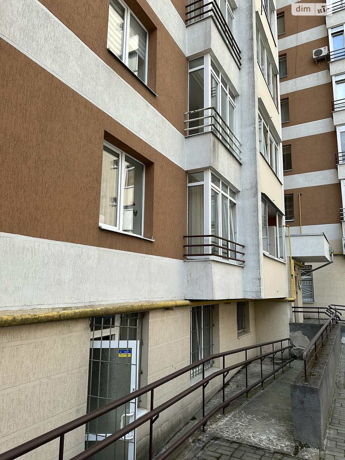 Офисное помещение на 43 кв.м. в Львове фото 1 Офисное помещение на 43 кв.м. в Львове фото 1