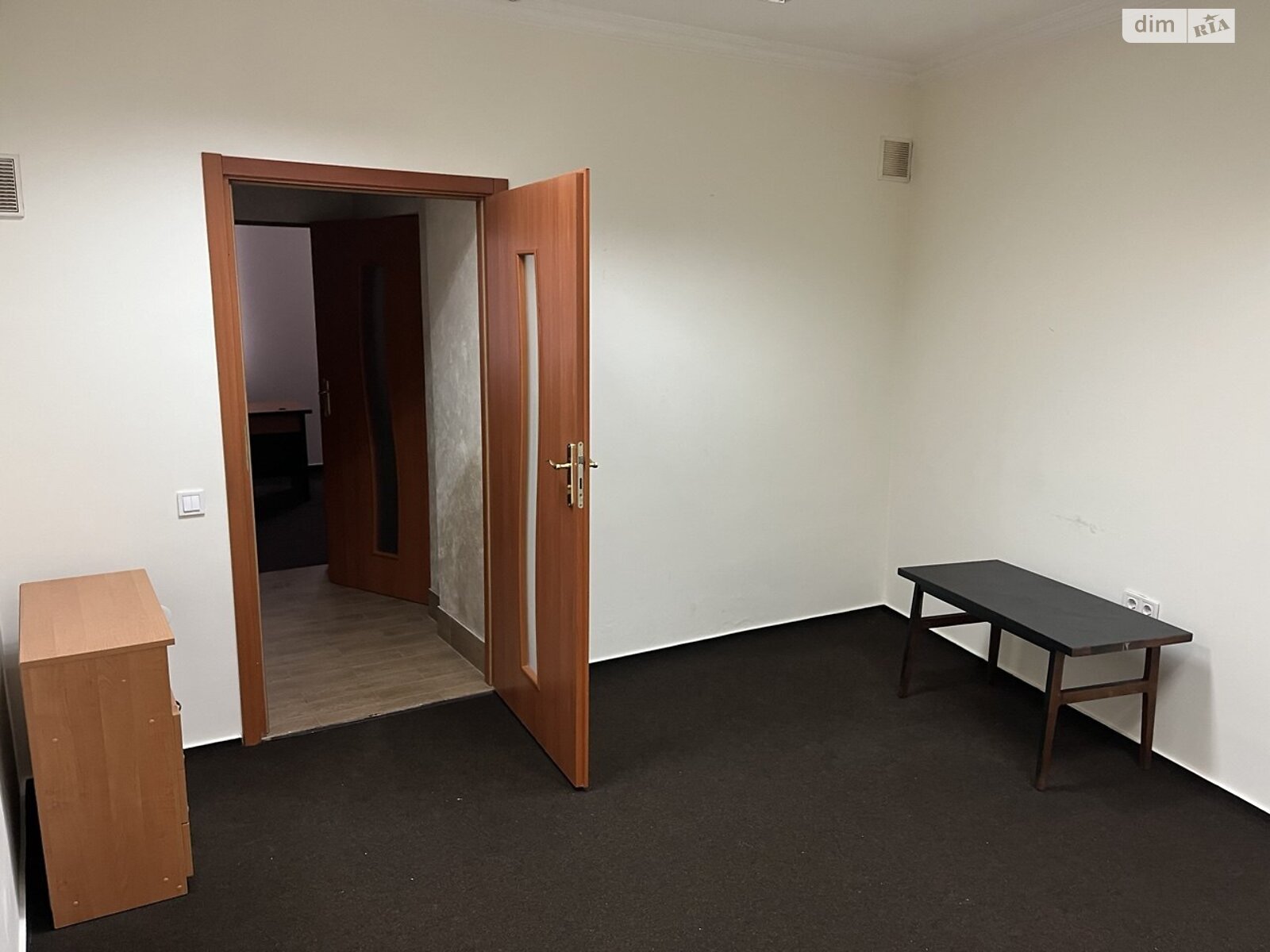 Офисное помещение на 45 кв.м. в Львове фото 1 Офисное помещение на 45 кв.м. в Львове фото 1