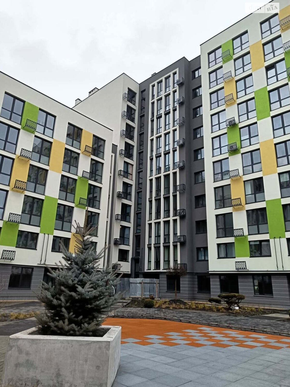 Офисное помещение на 106.6 кв.м. в Львове фото 1