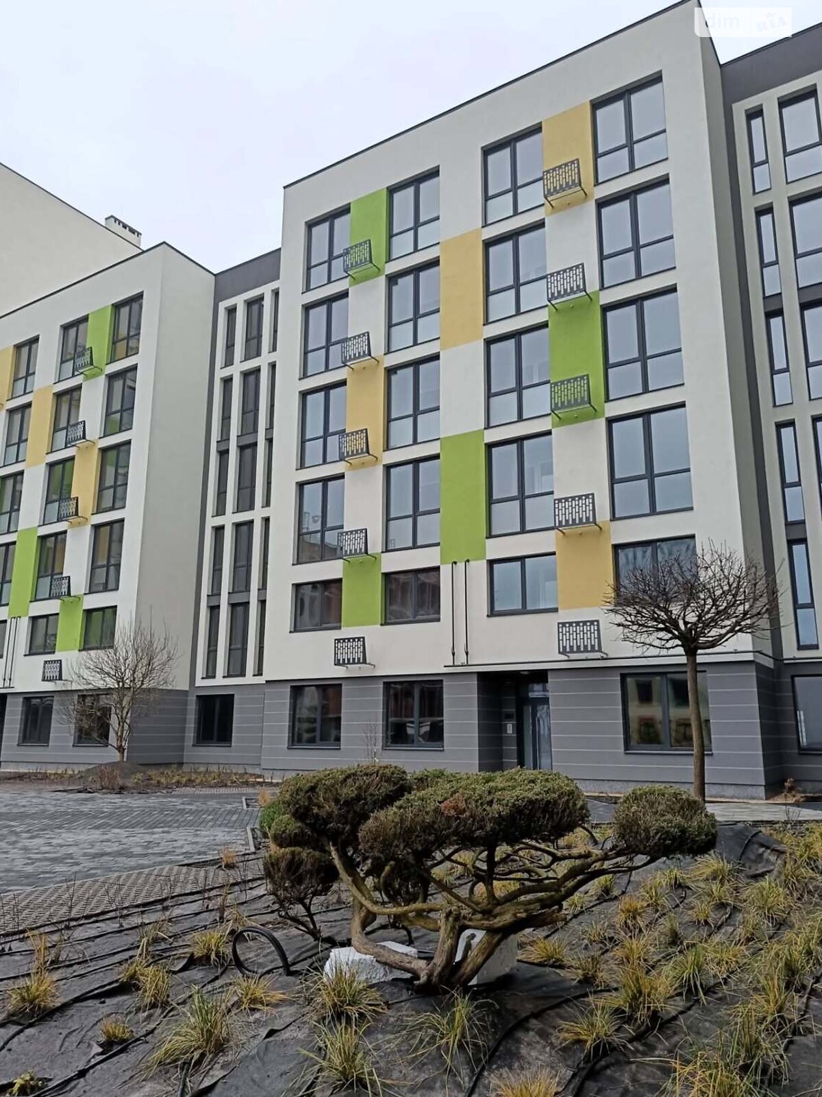 Офисное помещение на 106.6 кв.м. в Львове фото 1