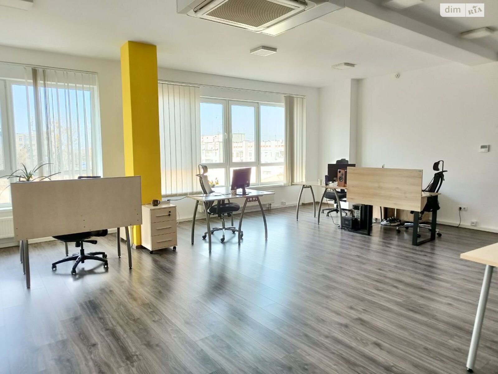 Офісне приміщення на 443 кв.м. в Львові фото 1 Офісне приміщення на 443 кв.м. в Львові фото 1