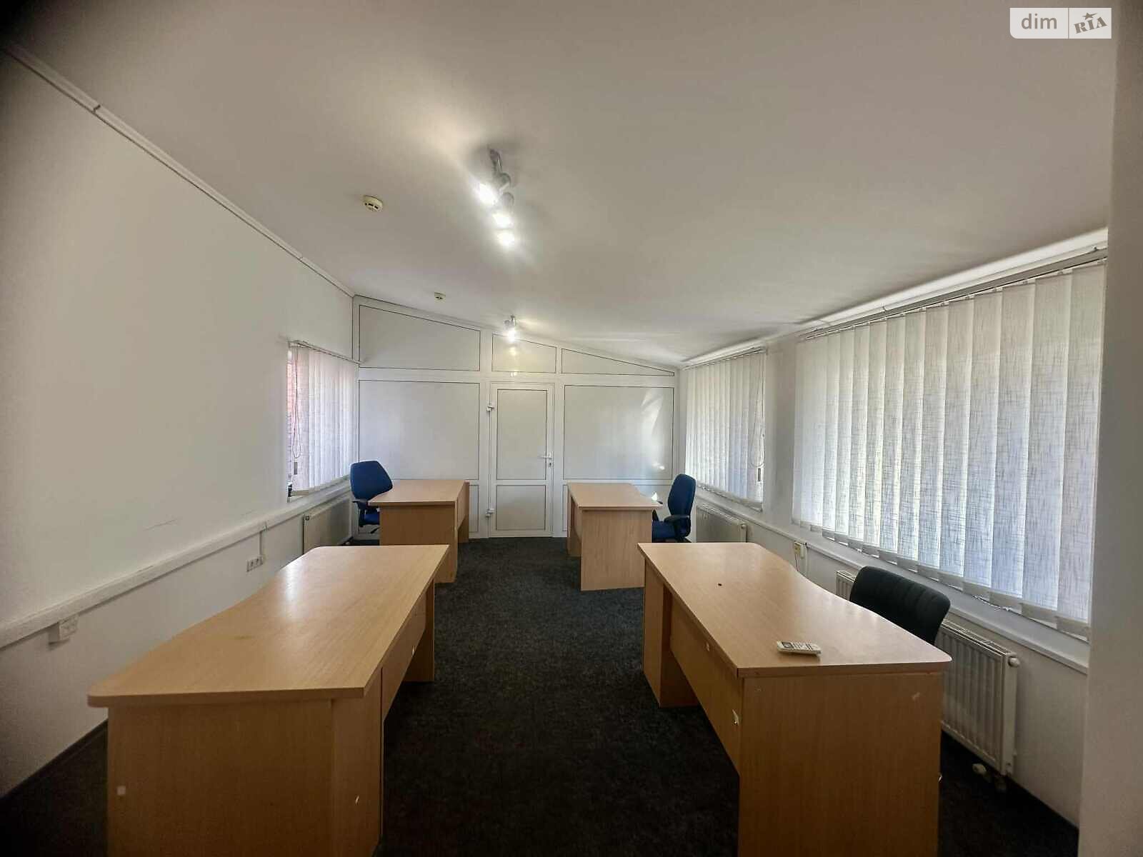 Офисное помещение на 989.5 кв.м. в Львове фото 1 Офисное помещение на 989.5 кв.м. в Львове фото 1