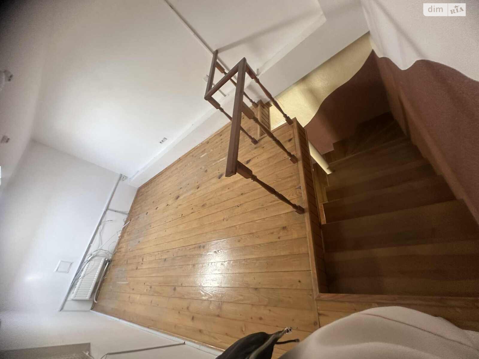 Офисное помещение на 989.5 кв.м. в Львове фото 1 Офисное помещение на 989.5 кв.м. в Львове фото 1