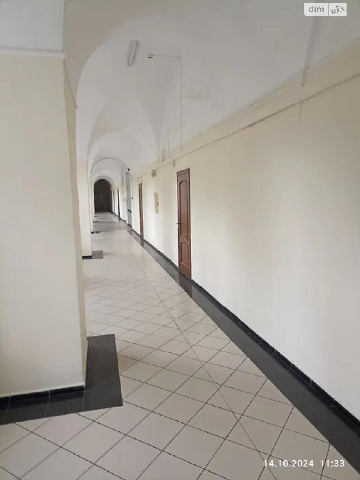 Офисное помещение на 1918 кв.м. в Львове фото 1