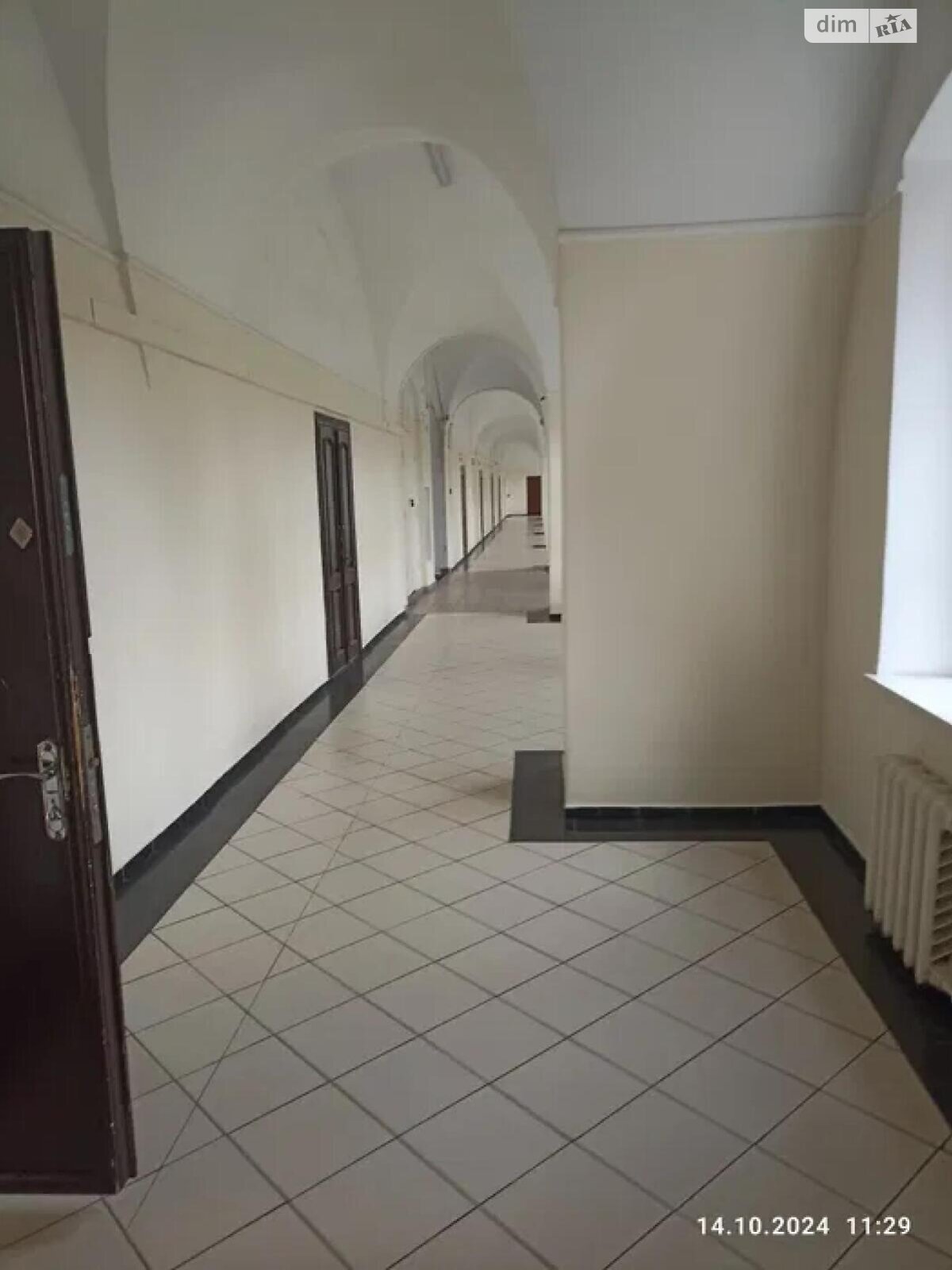 Офисное помещение на 1918 кв.м. в Львове фото 1