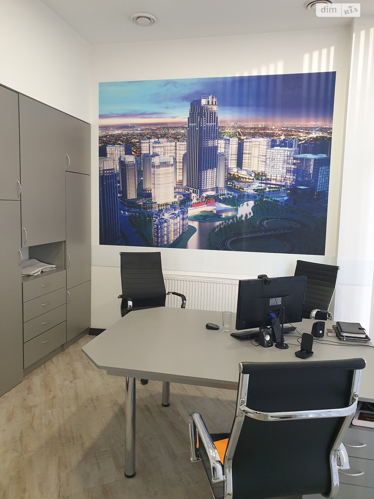 Офисное помещение на 78.6 кв.м. в Львове фото 1