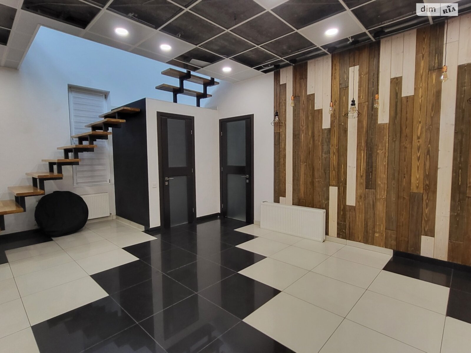 Офісне приміщення на 229.9 кв.м. в Миколаєві фото 1