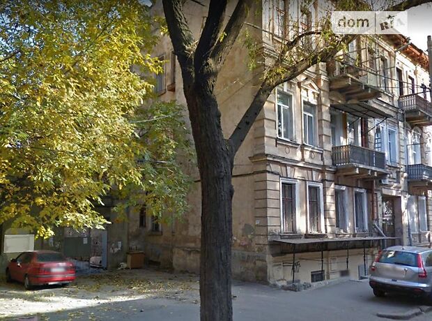 Офісне приміщення на 33 кв.м. в нежитловому приміщені в житловому будинку в Одесі фото 1 Офісне приміщення на 33 кв.м. в нежитловому приміщені в житловому будинку в Одесі фото 1