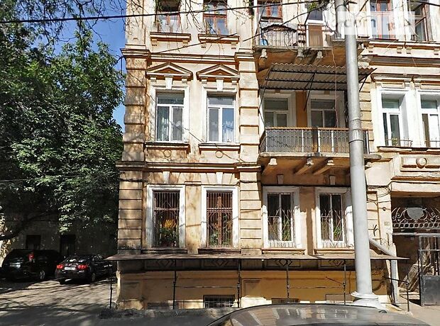 Офісне приміщення на 33 кв.м. в нежитловому приміщені в житловому будинку в Одесі фото 1 Офісне приміщення на 33 кв.м. в нежитловому приміщені в житловому будинку в Одесі фото 1