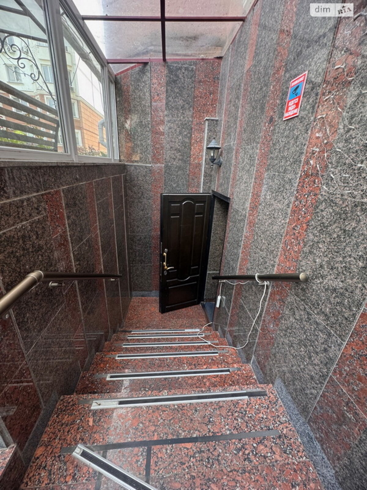 Офісне приміщення на 399.3 кв.м. в Одесі фото 1 Офісне приміщення на 399.3 кв.м. в Одесі фото 1