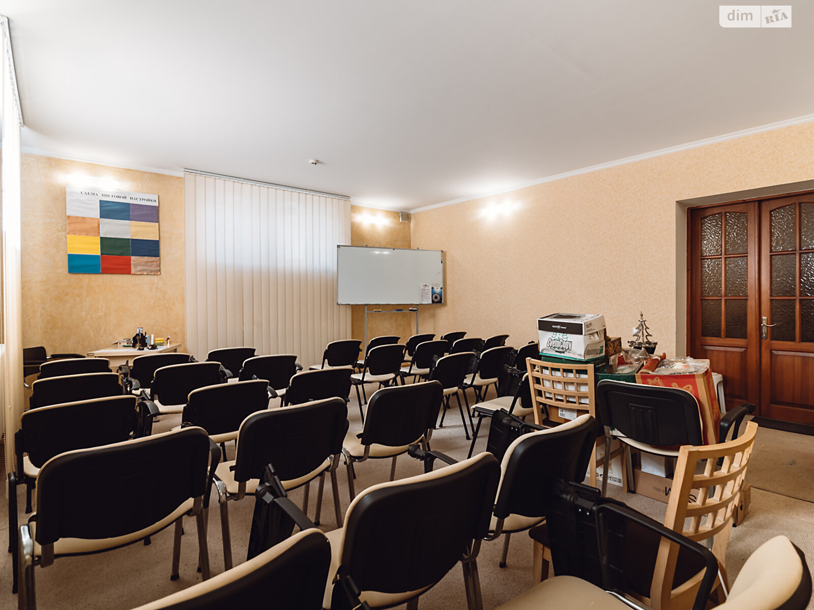 Офисное помещение на 384 кв.м. в Одессе фото 1 Офисное помещение на 384 кв.м. в Одессе фото 1