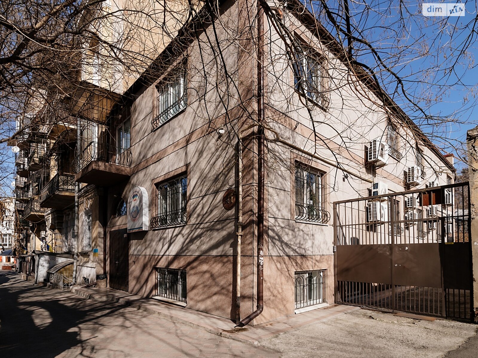 Офисное помещение на 384 кв.м. в Одессе фото 1 Офисное помещение на 384 кв.м. в Одессе фото 1