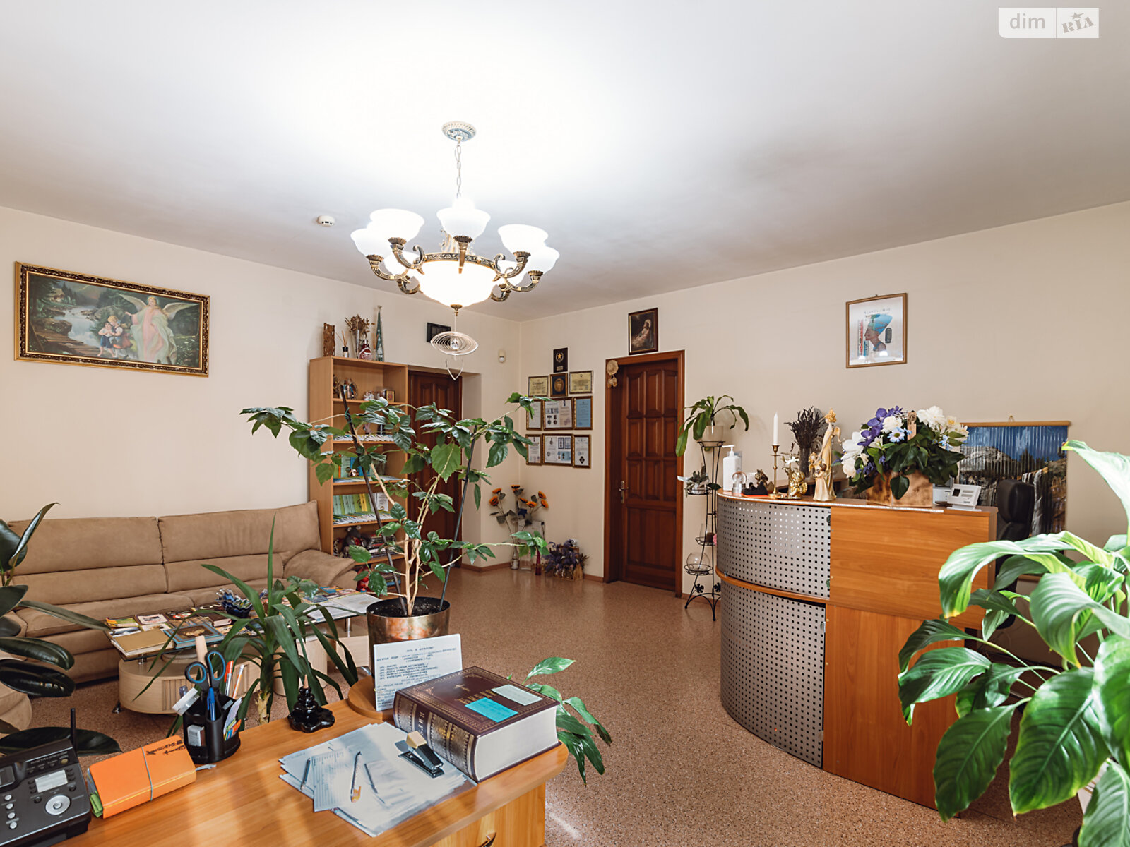 Офисное помещение на 384 кв.м. в Одессе фото 1 Офисное помещение на 384 кв.м. в Одессе фото 1