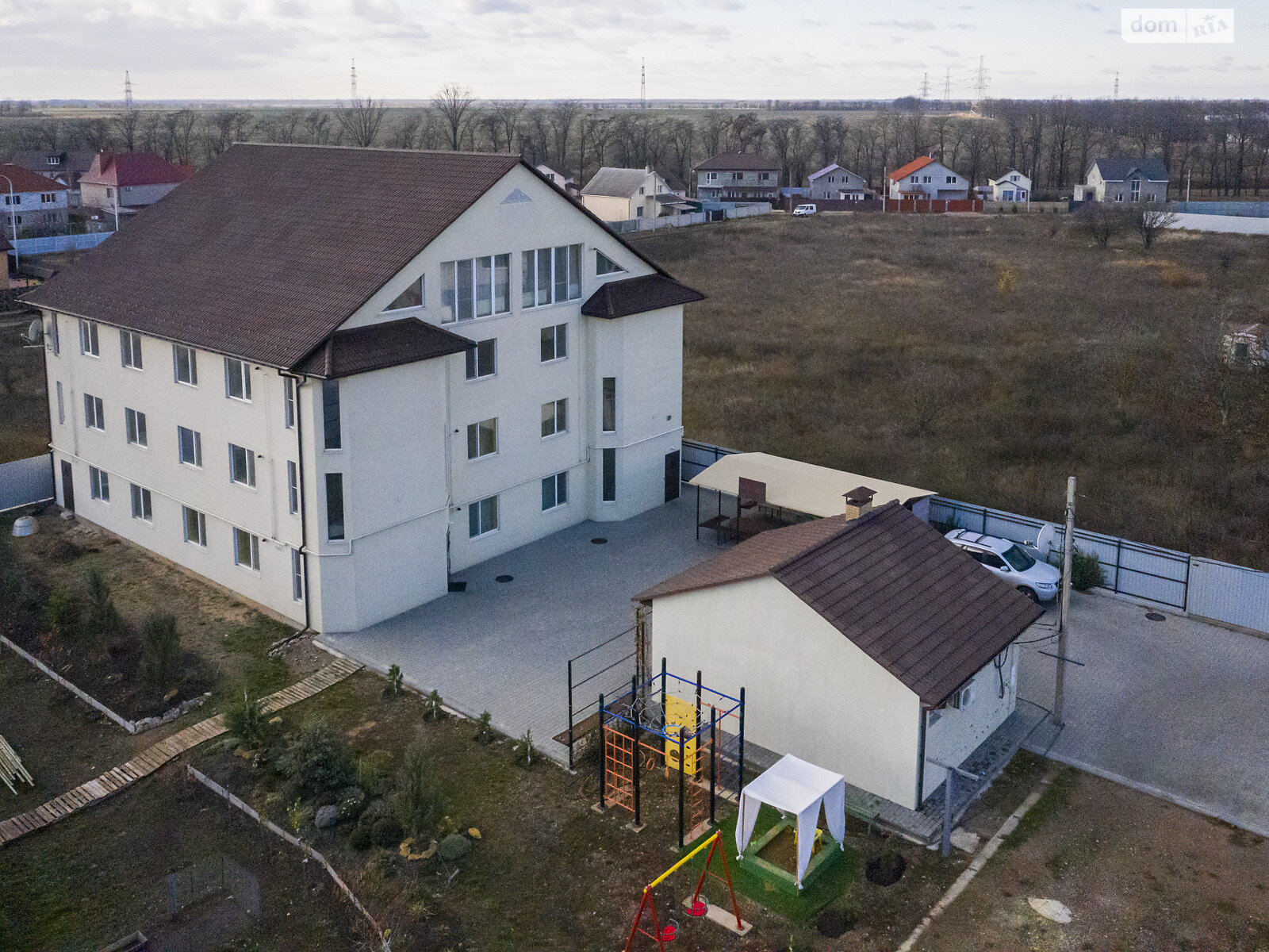 Офісне приміщення на 1500 кв.м. в Одесі фото 1 Офісне приміщення на 1500 кв.м. в Одесі фото 1